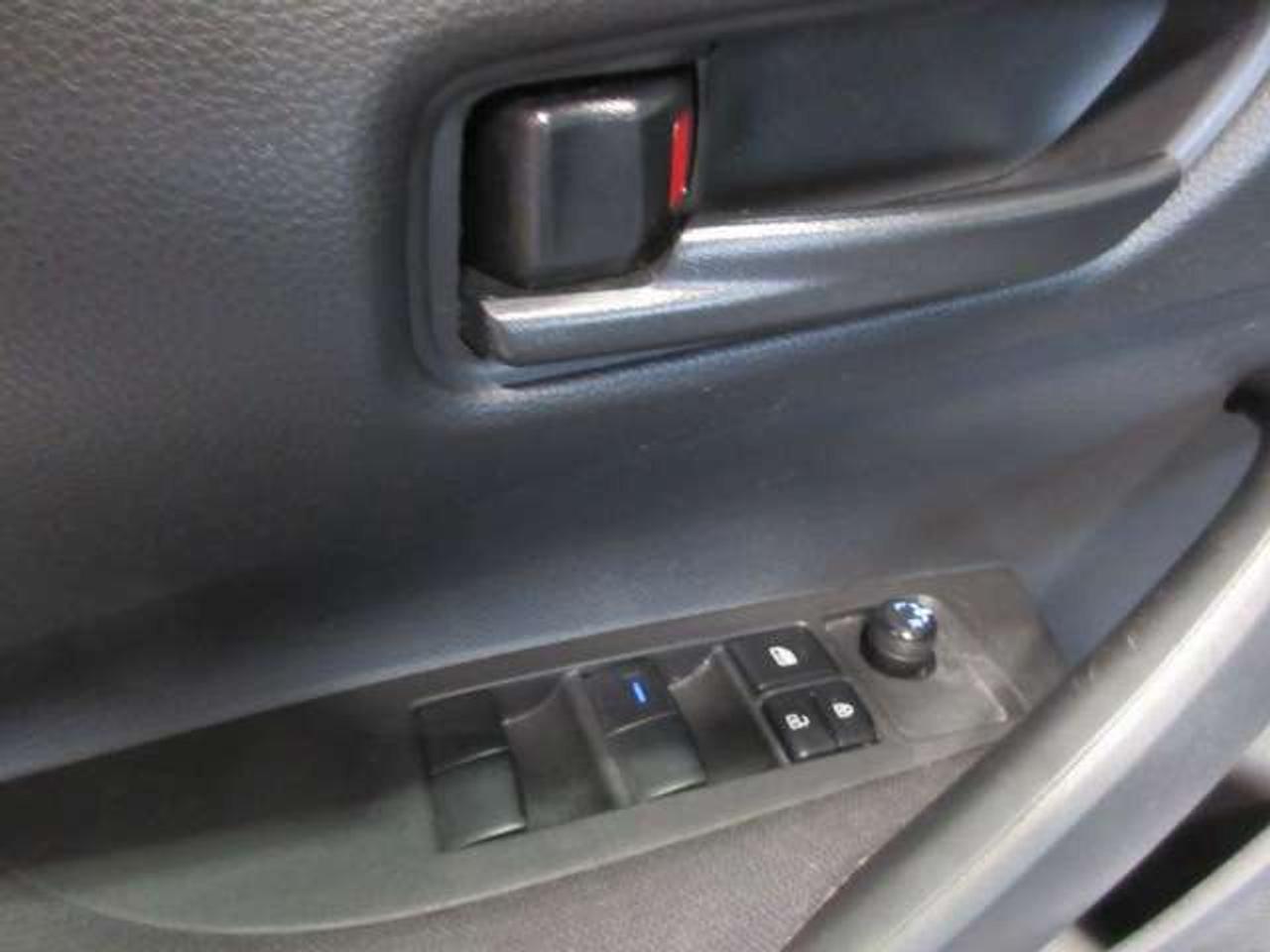 2022 Toyota Corolla LE, HTD. SEATS, A/C, BT, CAMERA, 63K! Photo