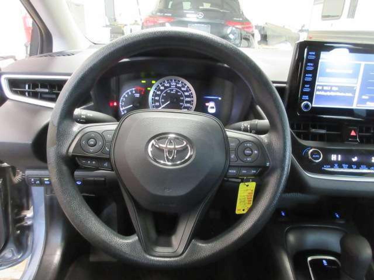 2022 Toyota Corolla LE, HTD. SEATS, A/C, BT, CAMERA, 63K! Photo