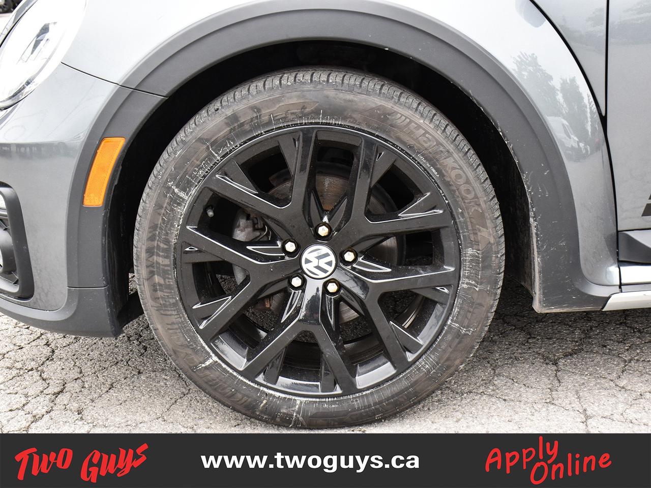 2018 Volkswagen Beetle Dune Auto Sunroof Back Up Camera Nav Photo