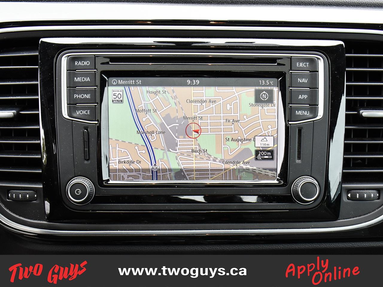 2018 Volkswagen Beetle Dune Auto Sunroof Back Up Camera Nav Photo