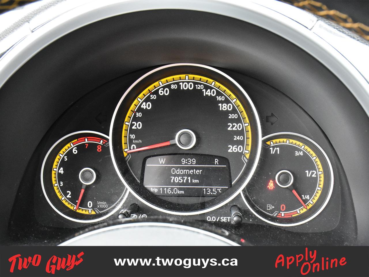 2018 Volkswagen Beetle Dune Auto Sunroof Back Up Camera Nav Photo