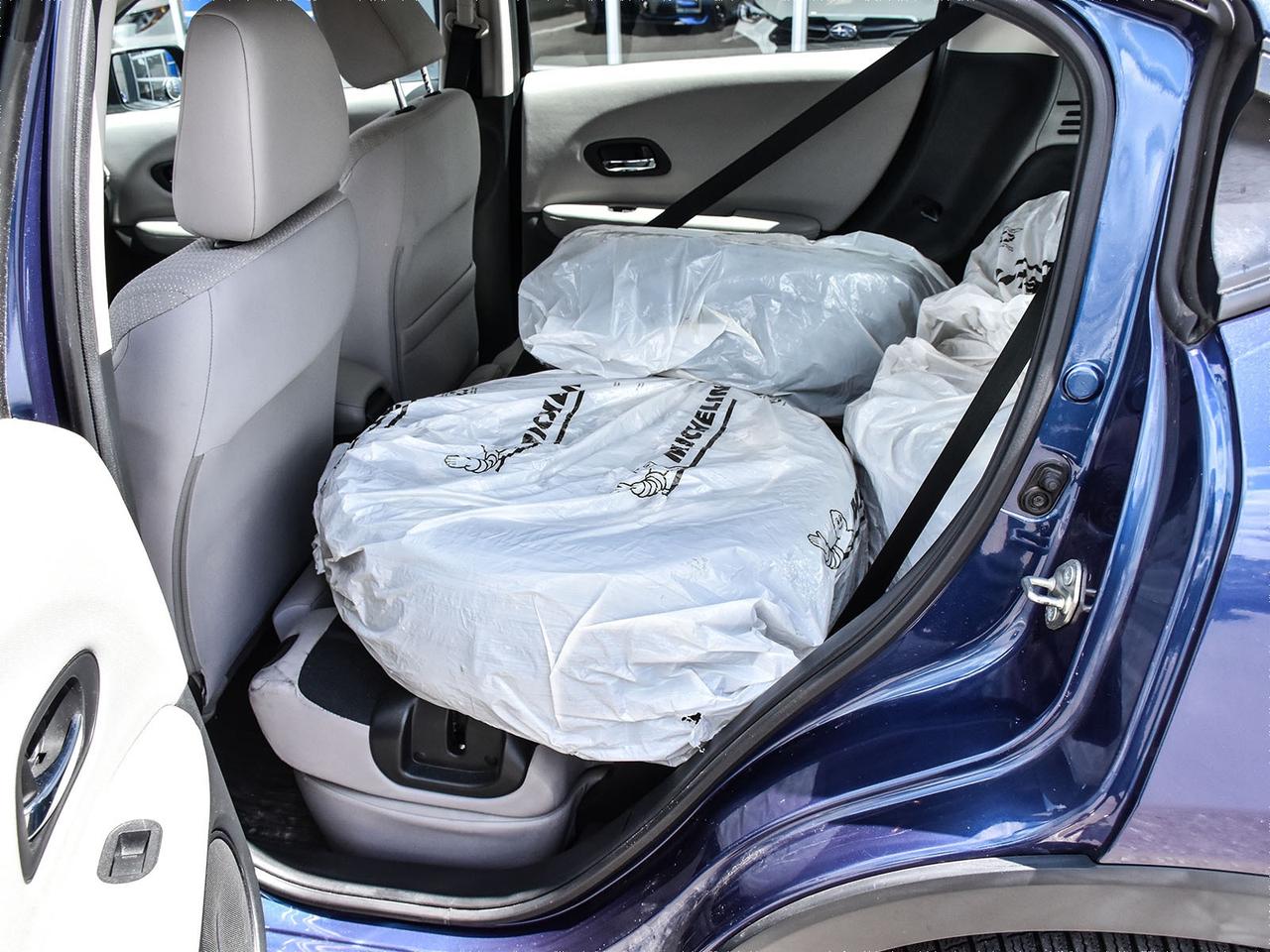 2016 Honda HR-V 4WD   2 SETS RIMS/TIRES   CERTIFIED   1 OWNER  CAM Photo