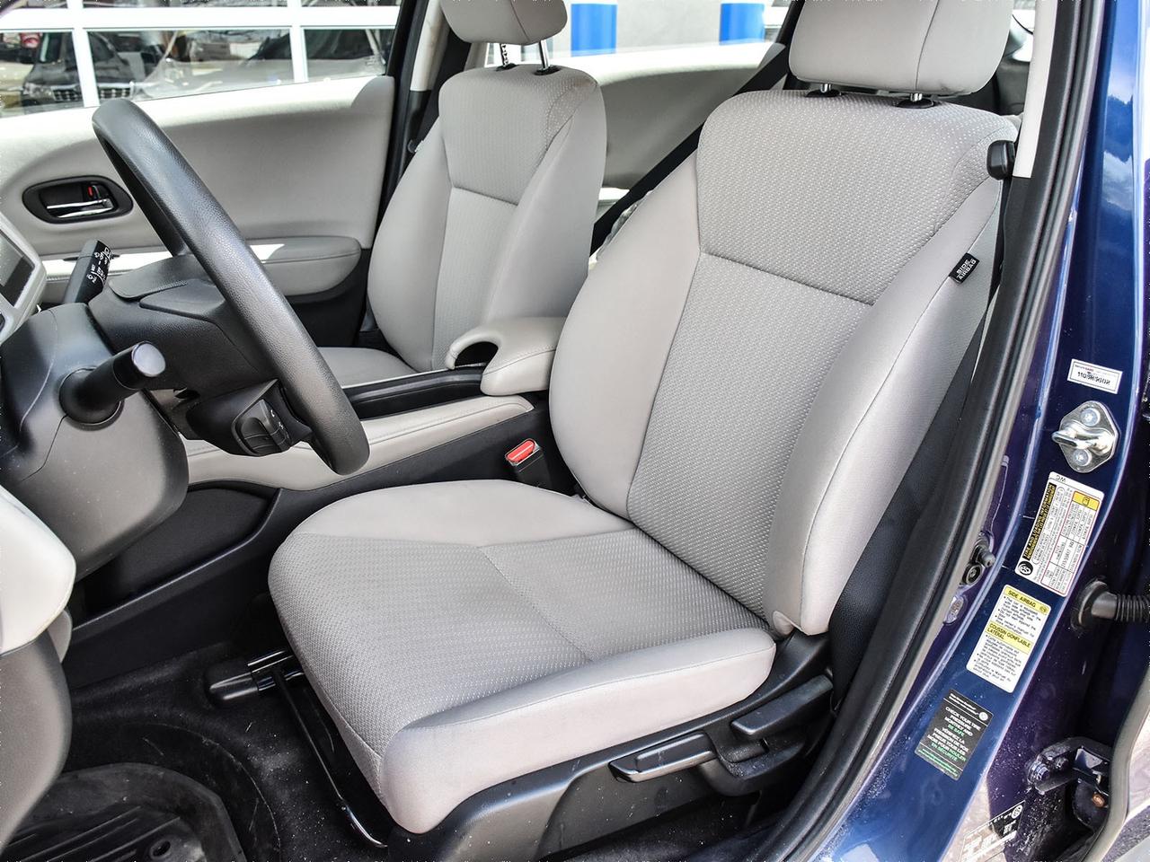 2016 Honda HR-V 4WD   2 SETS RIMS/TIRES   CERTIFIED   1 OWNER  CAM Photo