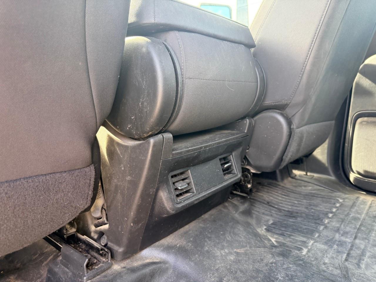 2024 GMC SIERRA 2500HD 4WD Crew Cab Standard Box Pro Photo