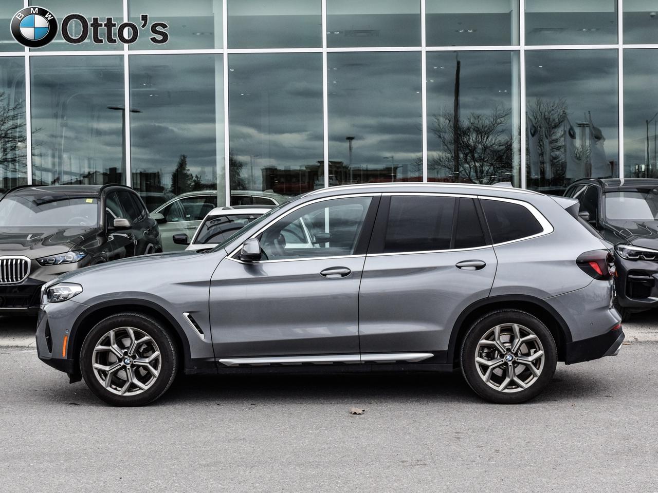 2023 BMW X3 xDrive30i Photo3
