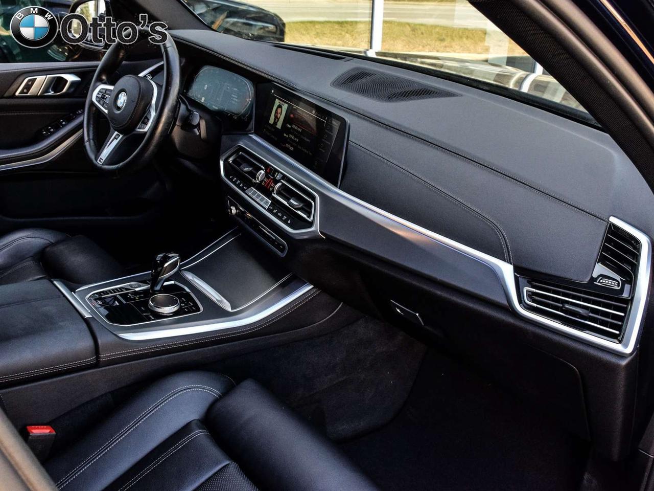 2022 BMW X5 xDrive40i Premium Essential Package M Sport Packag Photo