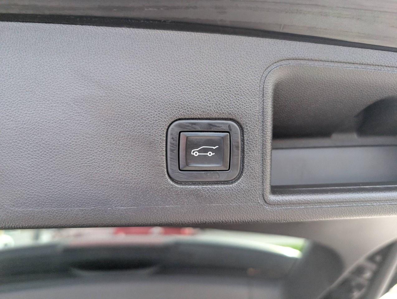 2022 GMC Terrain AWD Denali Photo