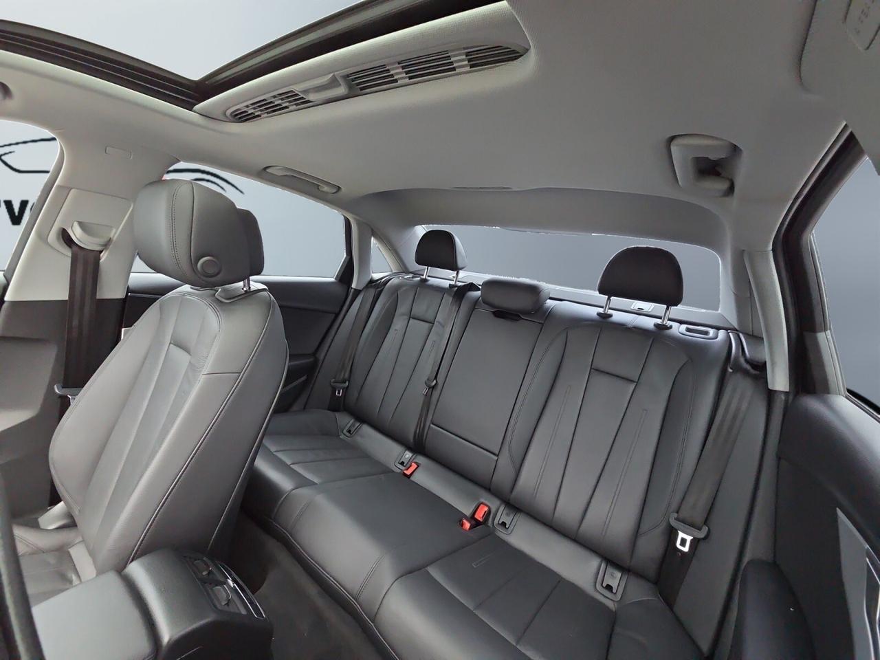 2019 Audi A4 Technik * NO ACCIDENTS / BANG & OLUFSEN / CARPLAY Photo