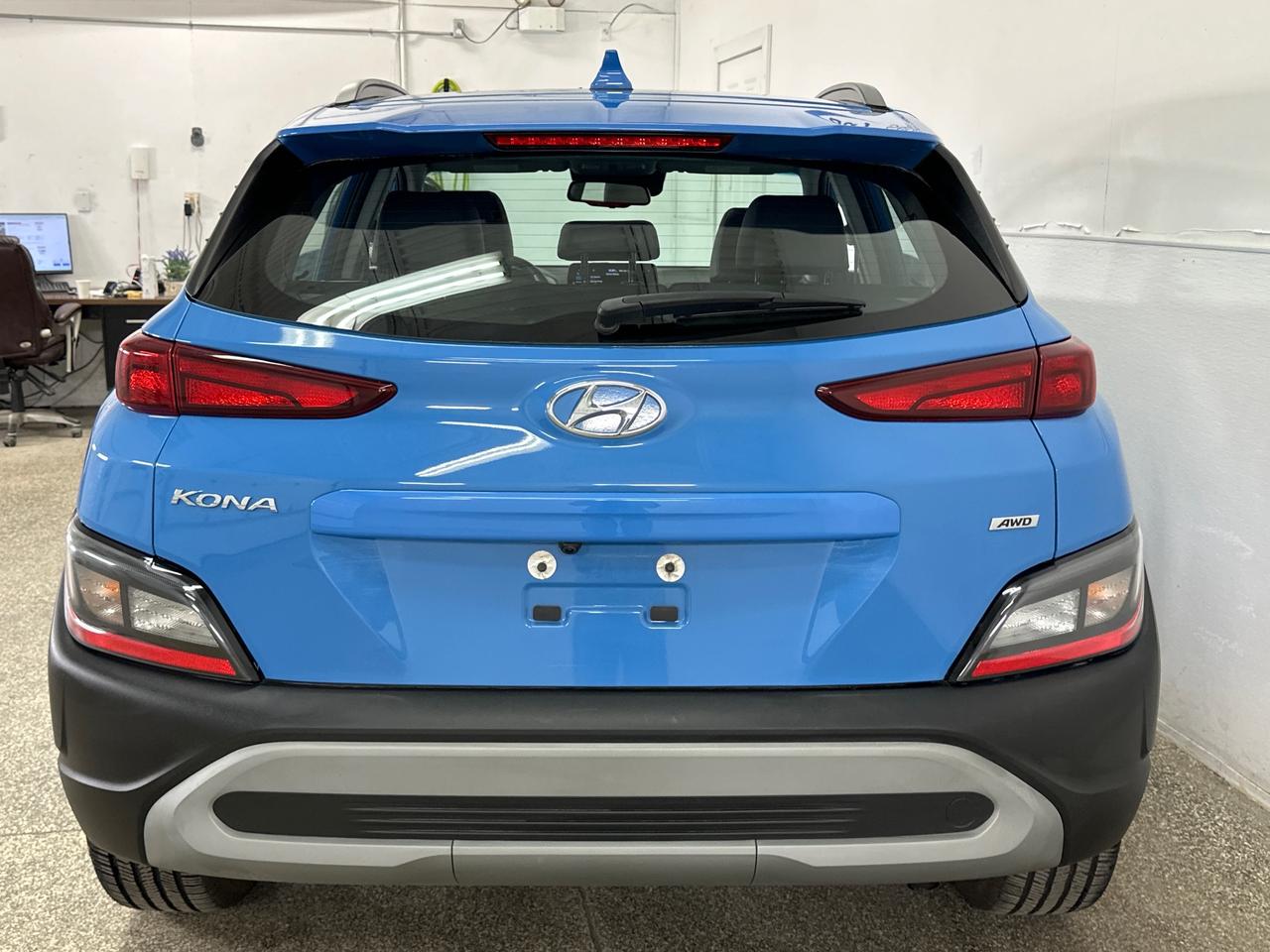 2023 Hyundai KONA 2.0L Preferred Sun & Leather Package 4dr All-Wheel Drive Photo