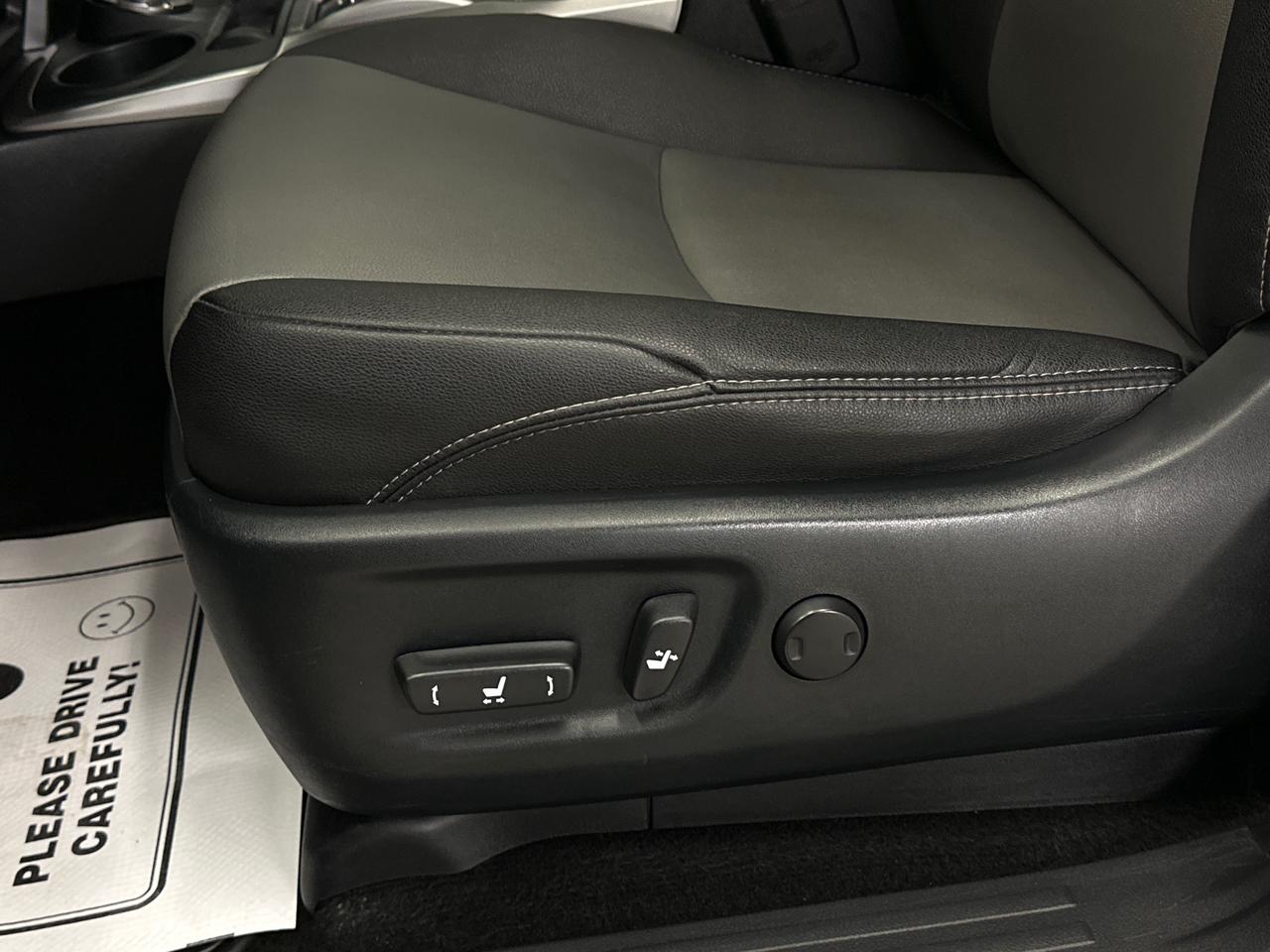 2022 Toyota 4Runner Base 4dr 4x4 Photo