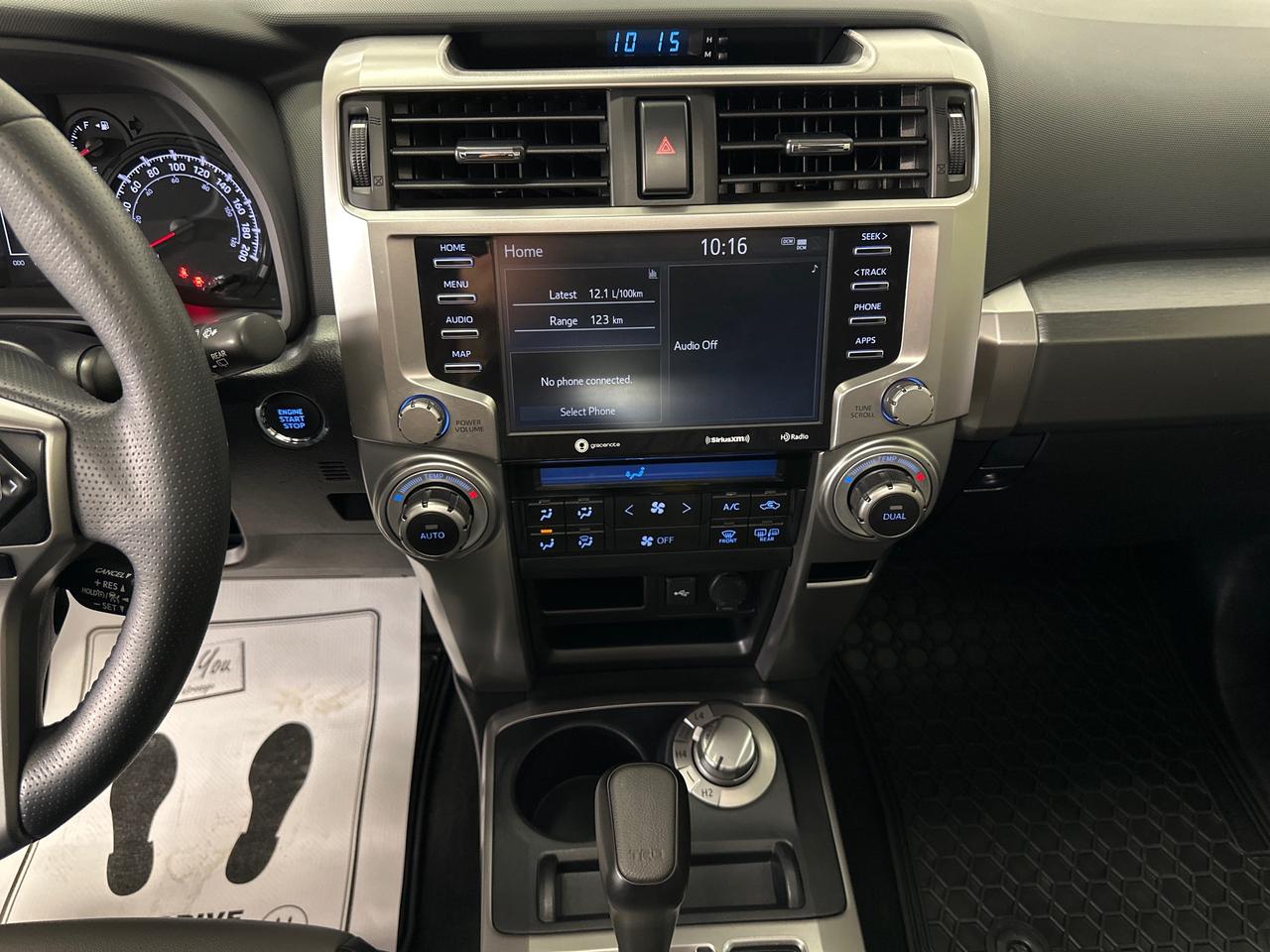 2022 Toyota 4Runner Base 4dr 4x4 Photo