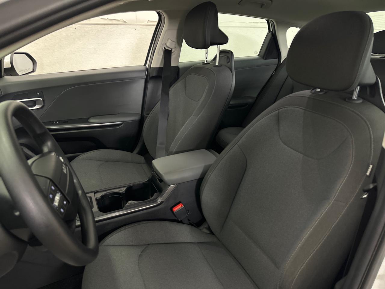 2025 Kia K4 LX 4dr Sedan Photo