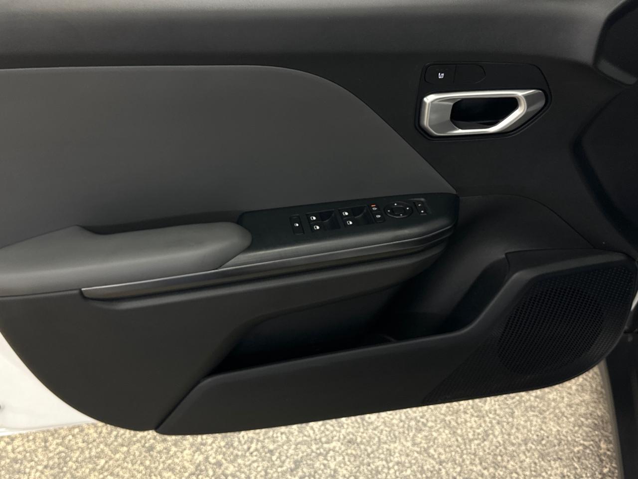 2025 Kia K4 LX 4dr Sedan Photo