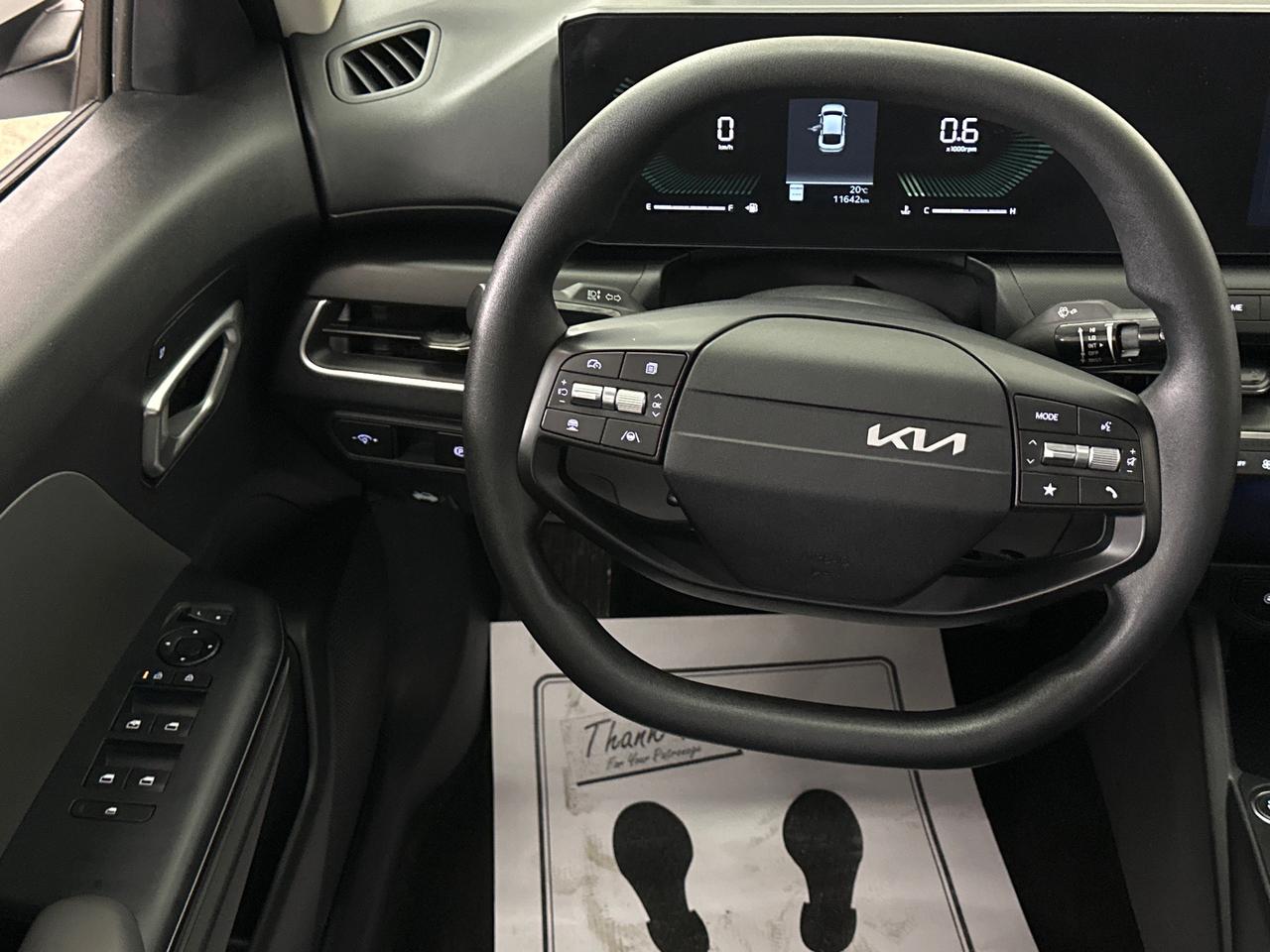 2025 Kia K4 LX 4dr Sedan Photo