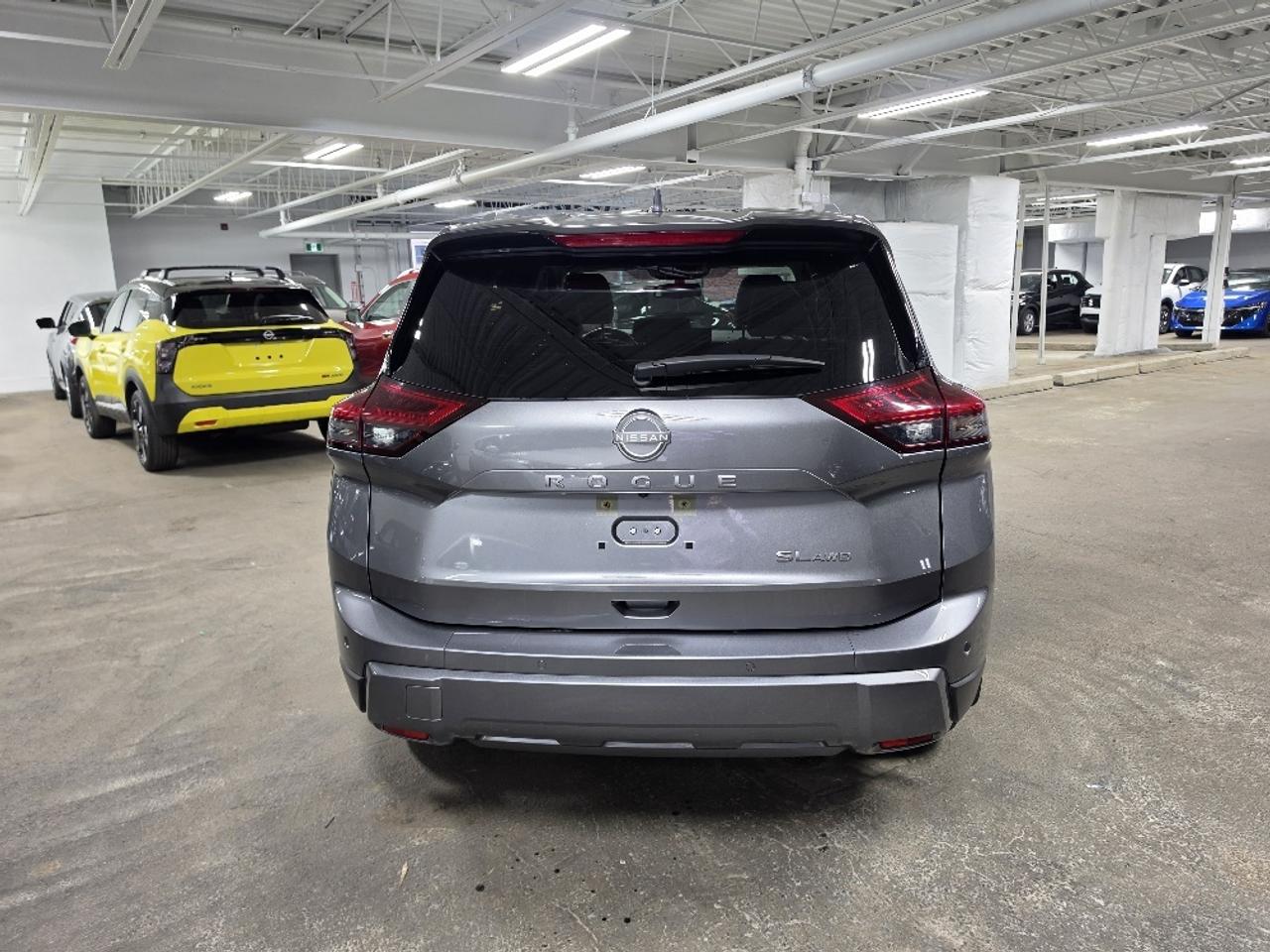 2024 Nissan Rogue SL, PRO-PILOT, LEATHER, GOOGLE MAPS, NEW TIRES Photo