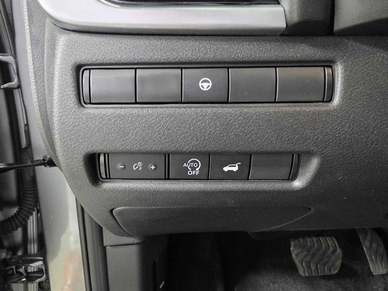 2024 Nissan Rogue SL, PRO-PILOT, LEATHER, GOOGLE MAPS, NEW TIRES Photo