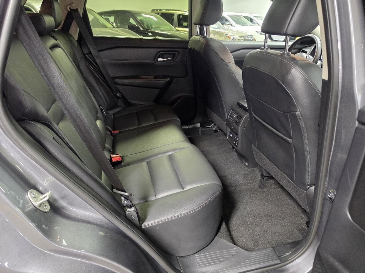 2024 Nissan Rogue SL, PRO-PILOT, LEATHER, GOOGLE MAPS, NEW TIRES Photo