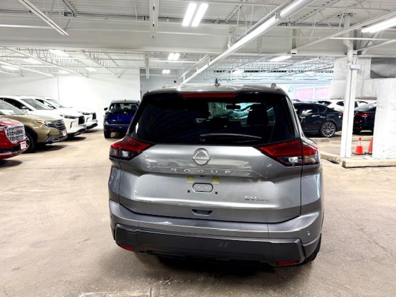 2024 Nissan Rogue SV AWD, MOONROOF, APPLE CARPLAY, PRO-PILOT, XM Photo