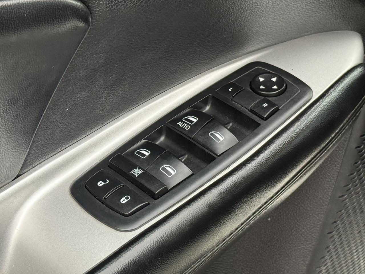 2015 Dodge Journey No Accidents l Fresh Trade in l 20 Service Records Photo