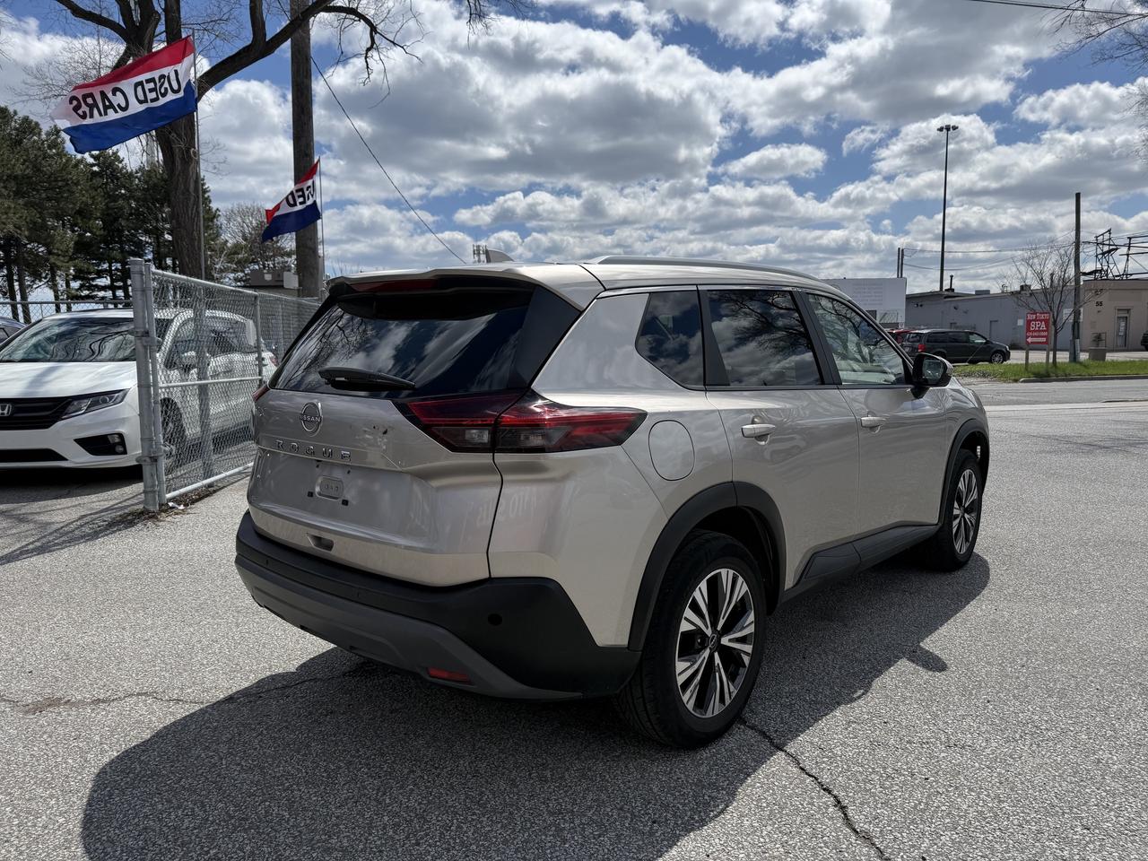2023 Nissan Rogue SV l Nissan Warranty l AWD l Panoramic Roof l Photo
