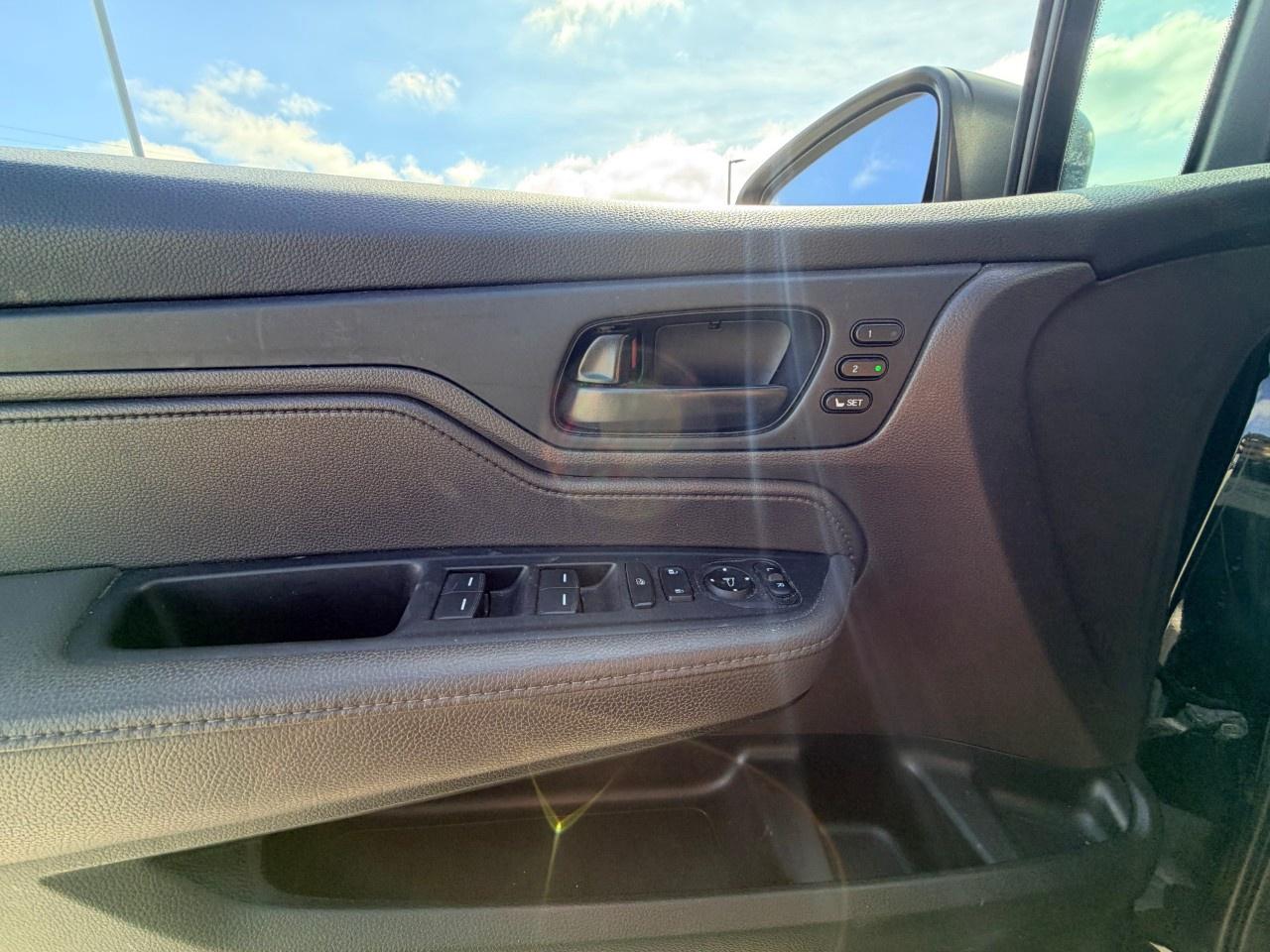 2019 Honda Odyssey EX-L Navi Auto Photo