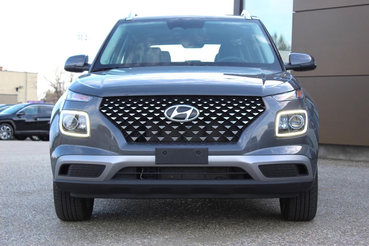2024 Hyundai Venue Ultimate Photo