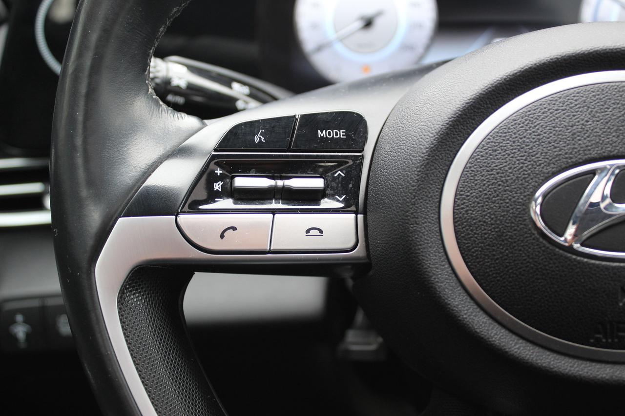 2023 Hyundai Elantra Hybrid Luxury Photo