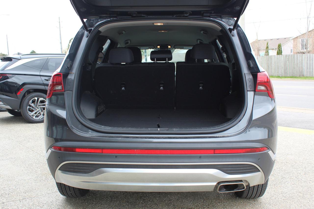 2023 Hyundai Santa Fe Preferred Photo