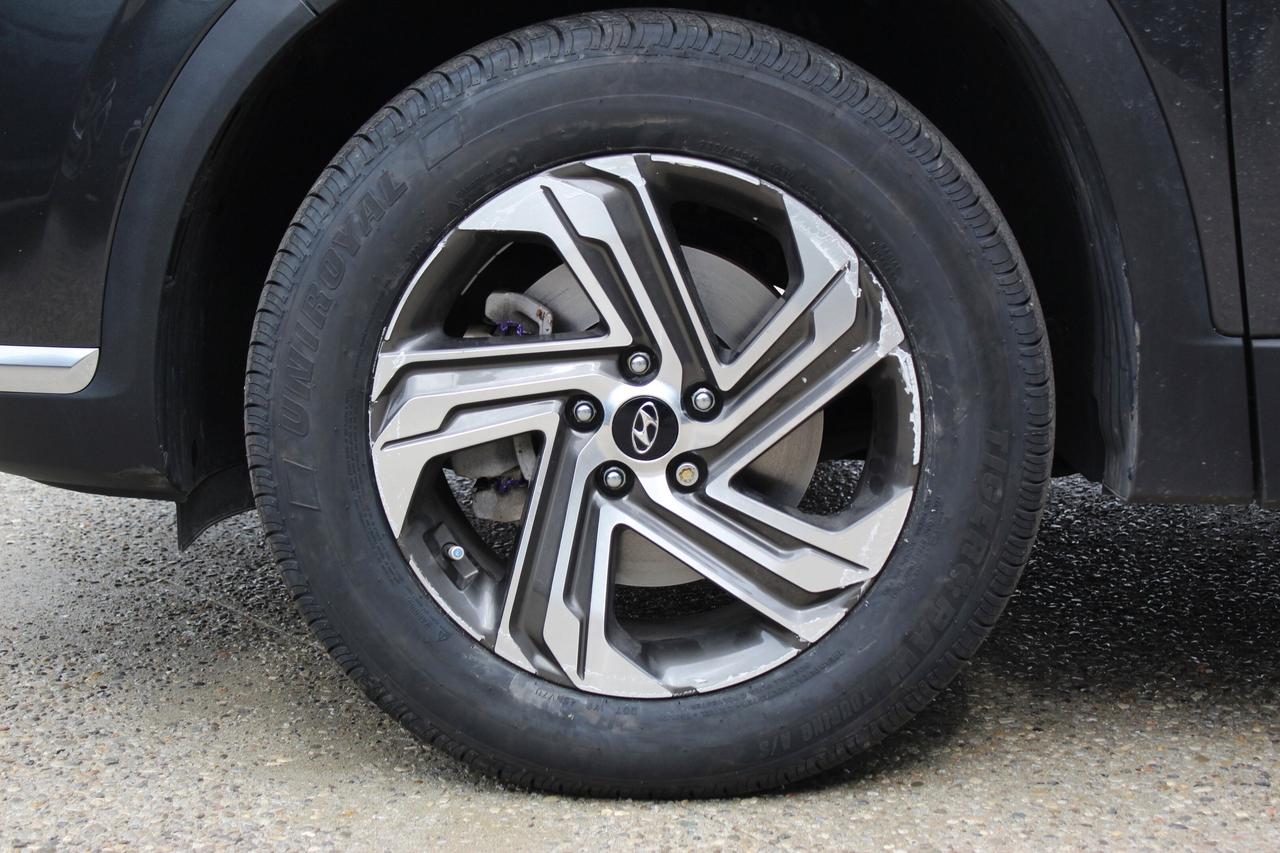 2023 Hyundai Santa Fe Preferred Photo