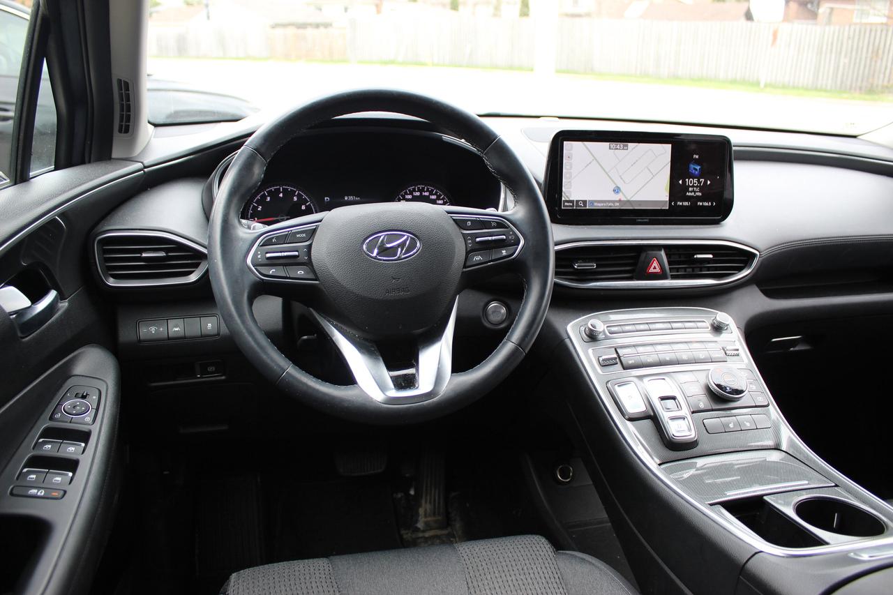 2023 Hyundai Santa Fe Preferred Photo