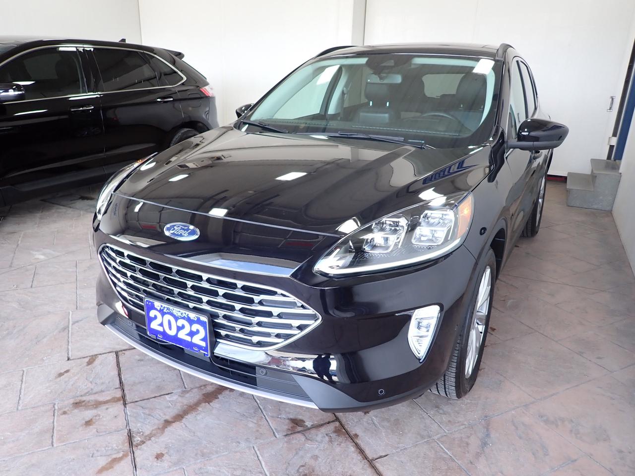 2022 Ford Escape Titanium* Hybrid* AWD LEATHER NAVI SUNROOF Photo