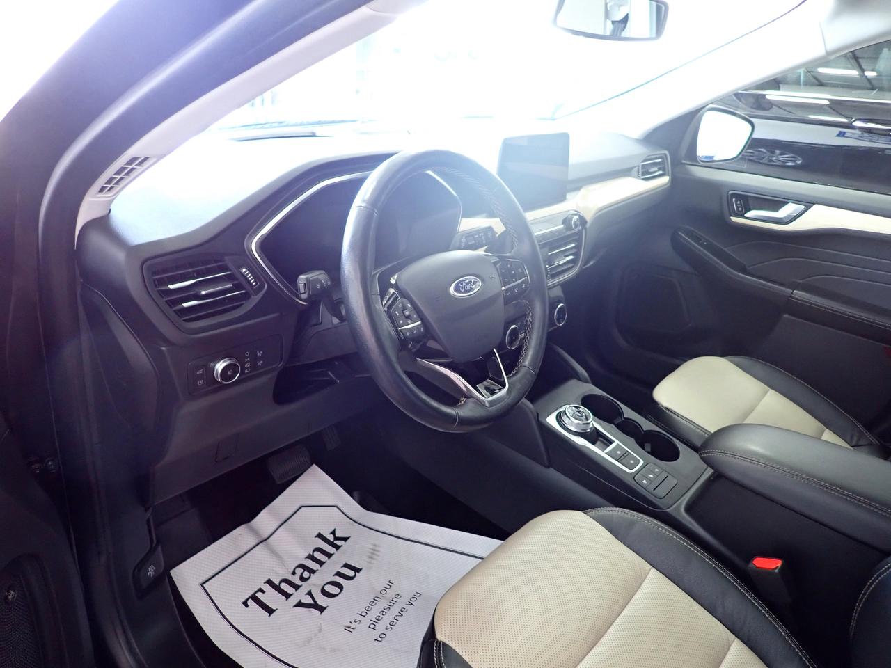 2022 Ford Escape Titanium* Hybrid* AWD LEATHER NAVI SUNROOF Photo