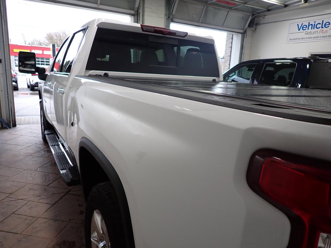 2022 Chevrolet SILVERADO 2500HD LTZ 4WD CREW CAB  *DIESEL* LEATHER SUNROOF Photo