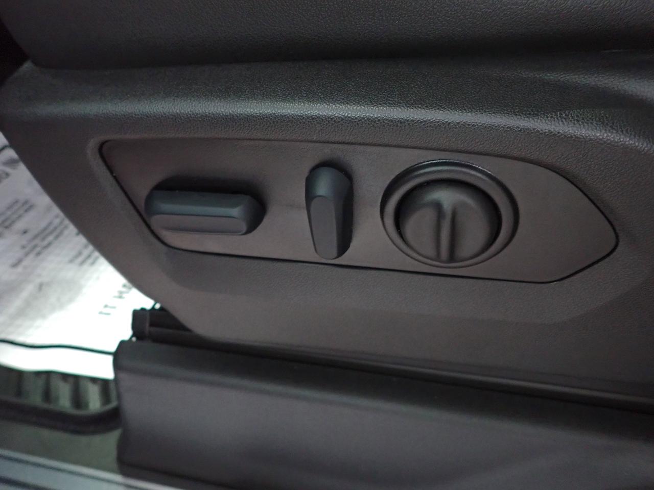 2022 Chevrolet SILVERADO 2500HD LTZ 4WD CREW CAB  *DIESEL* LEATHER SUNROOF Photo