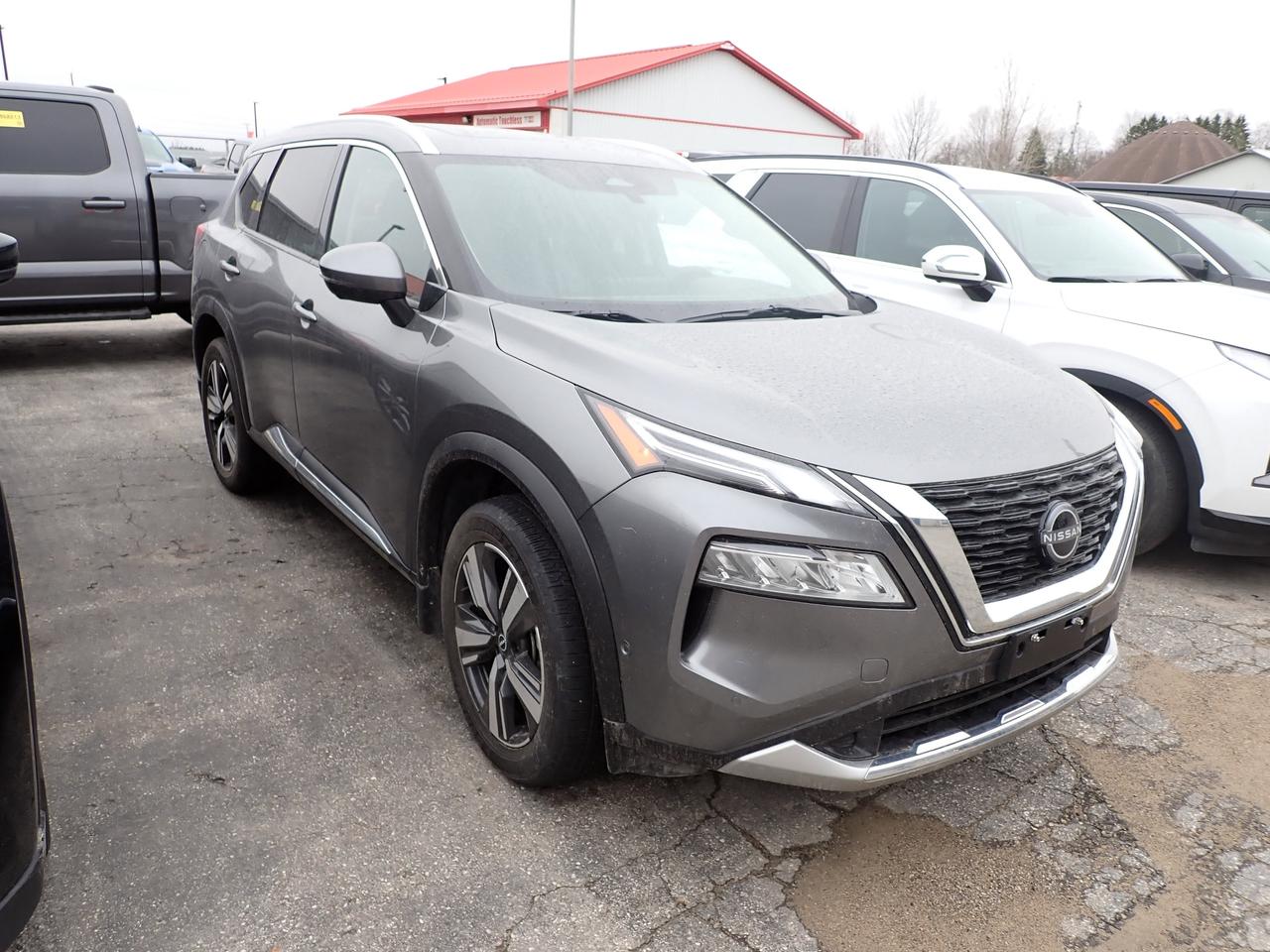 2023 Nissan Rogue Platinum AWD Photo