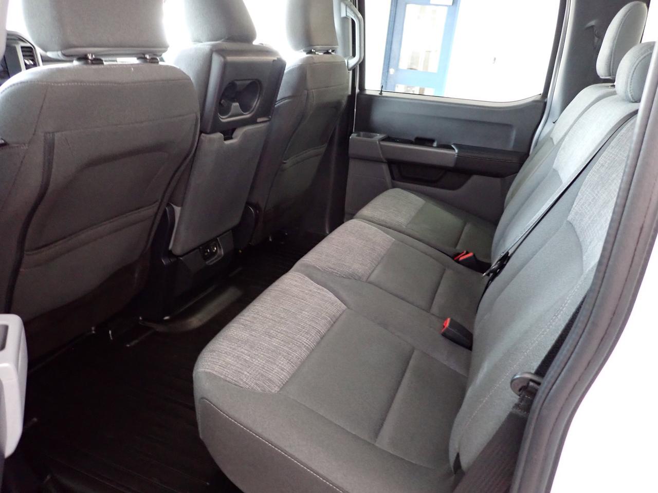 2022 Ford F-150 XLT CREW CAB 4WD 5.5 BOX NAVI Photo