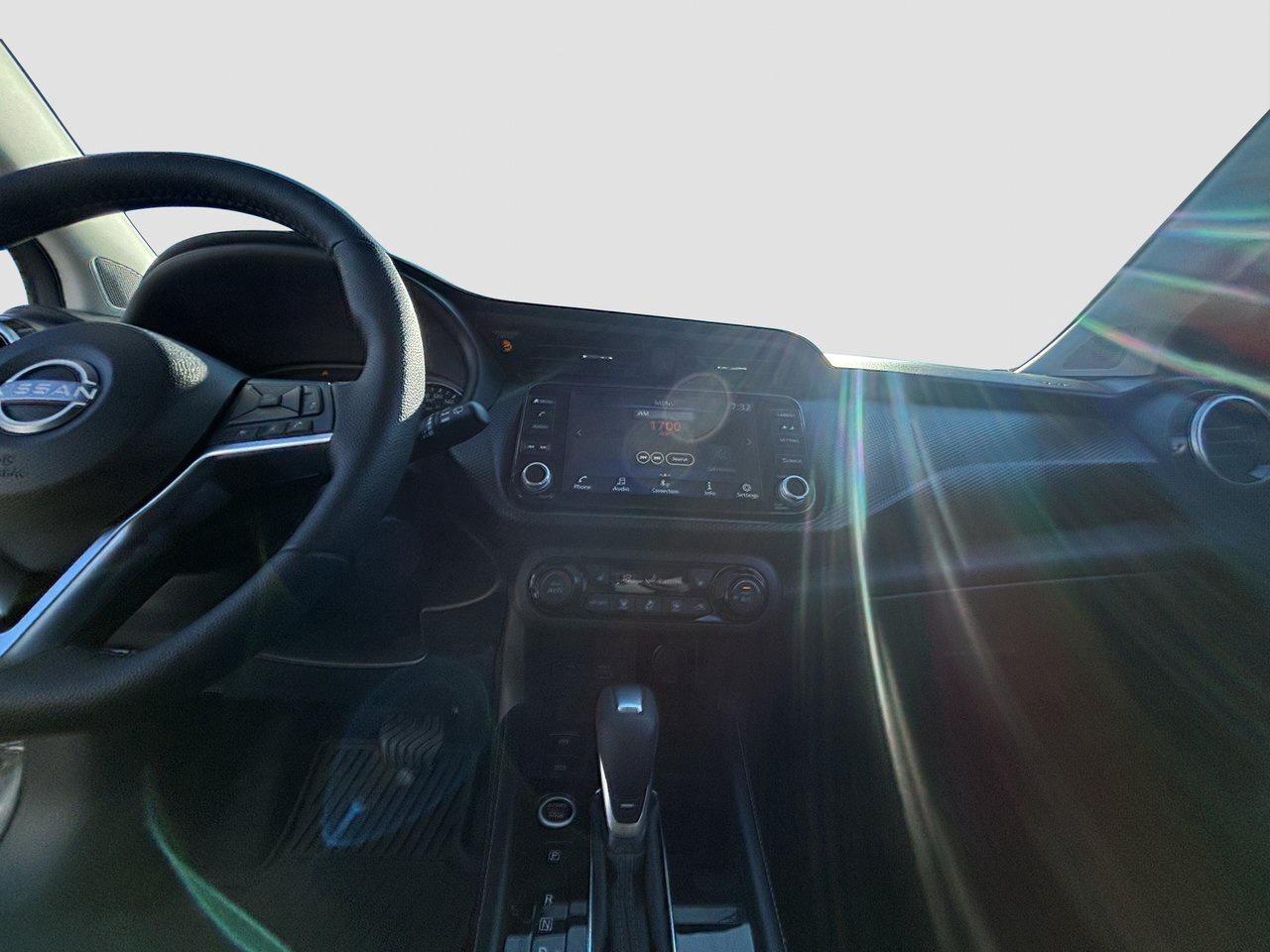 2024 Nissan Kicks SV Photo