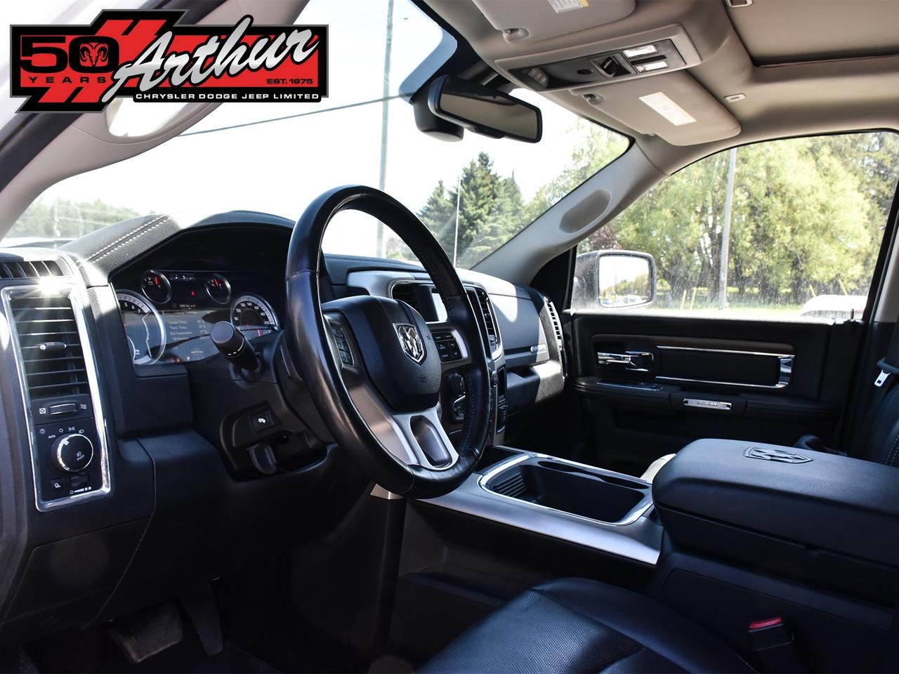 2018 RAM 1500 LARAMIE CREW CAB 4X4 Photo