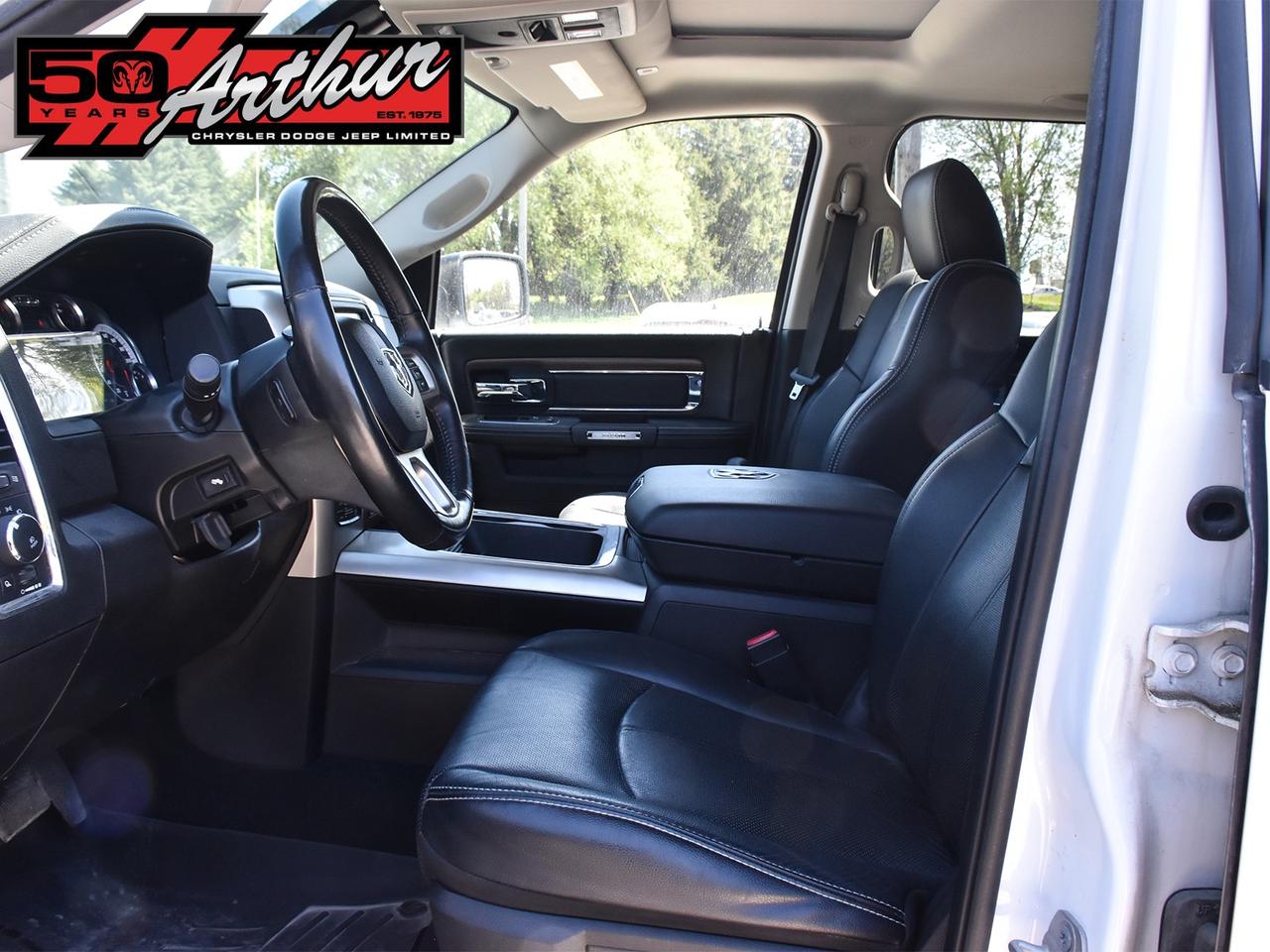 2018 RAM 1500 LARAMIE CREW CAB 4X4 Photo
