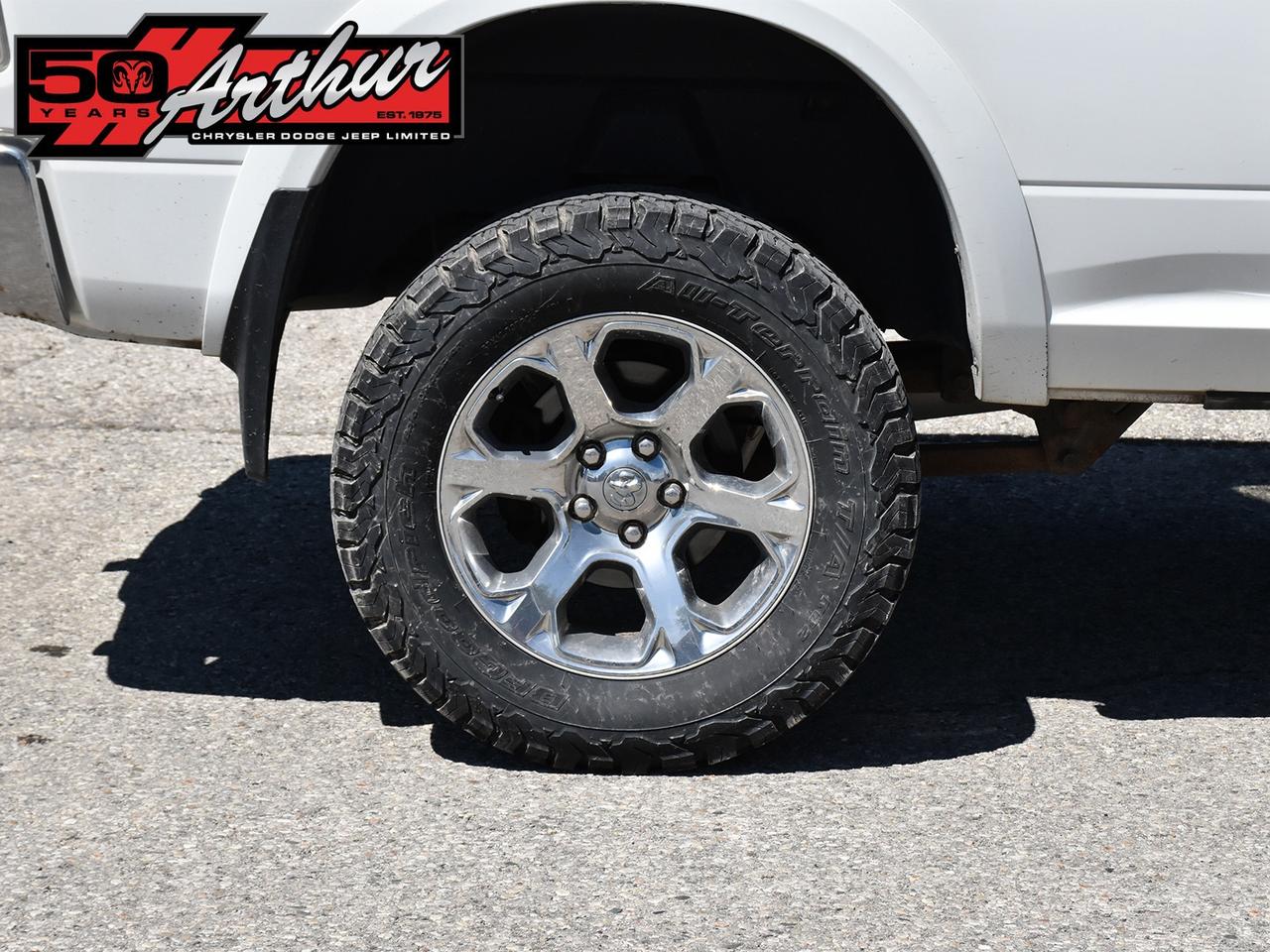 2018 RAM 1500 LARAMIE CREW CAB 4X4 Photo