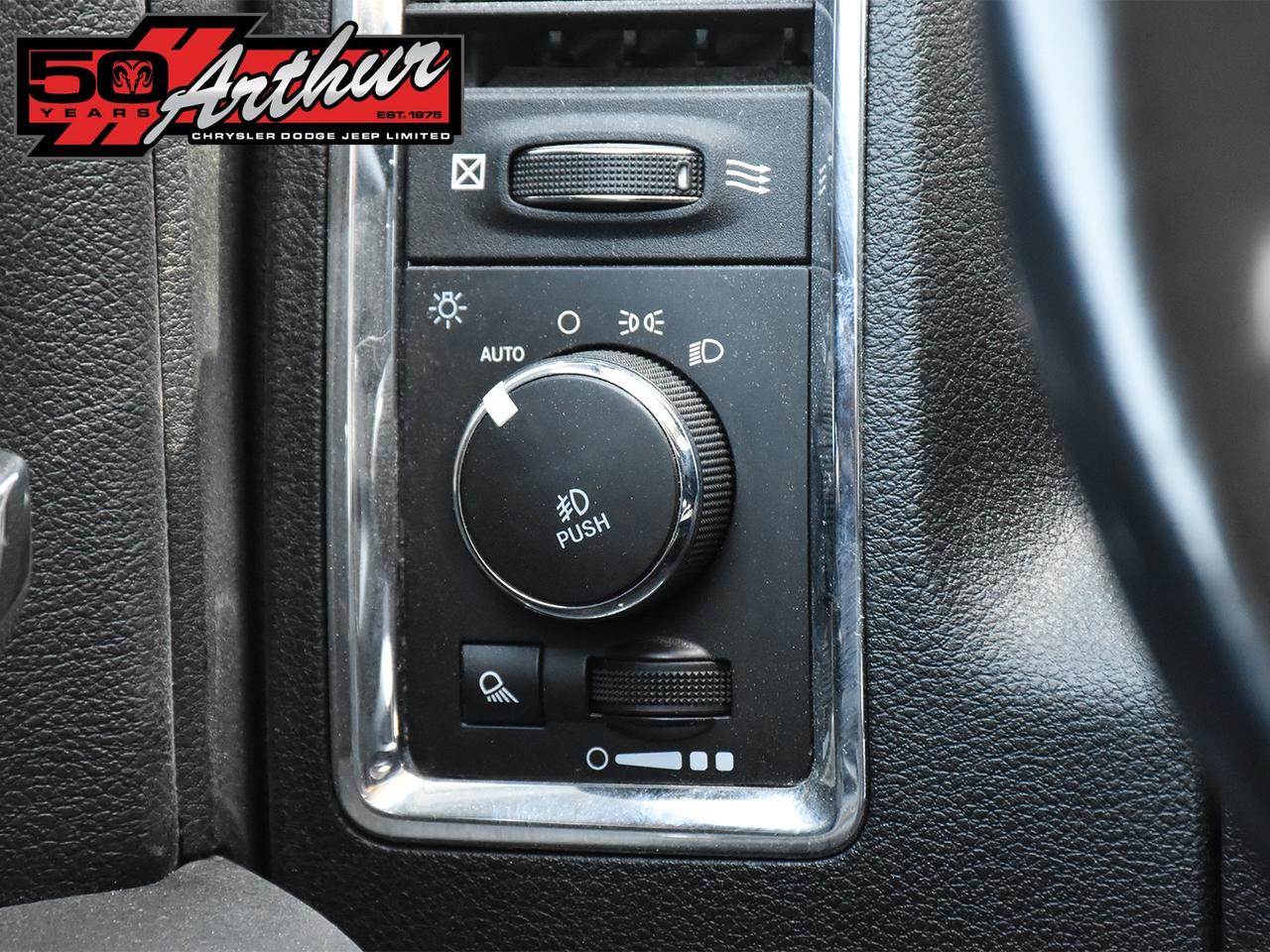 2018 RAM 1500 LARAMIE CREW CAB 4X4 Photo