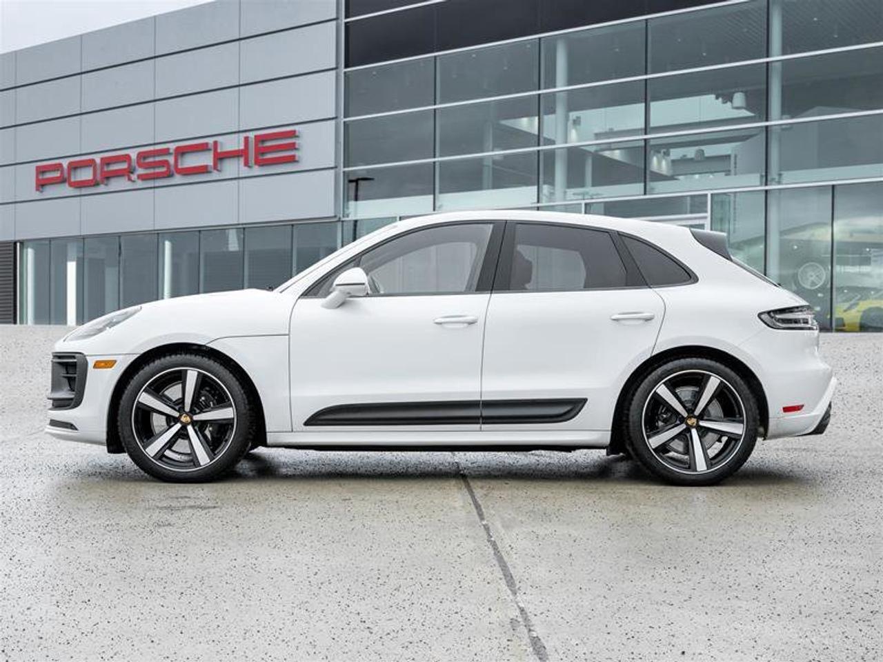 2025 Porsche Macan GTS AWD Premium Pkg Plus  Sport Chrono Pkg 21 Excl Photo2