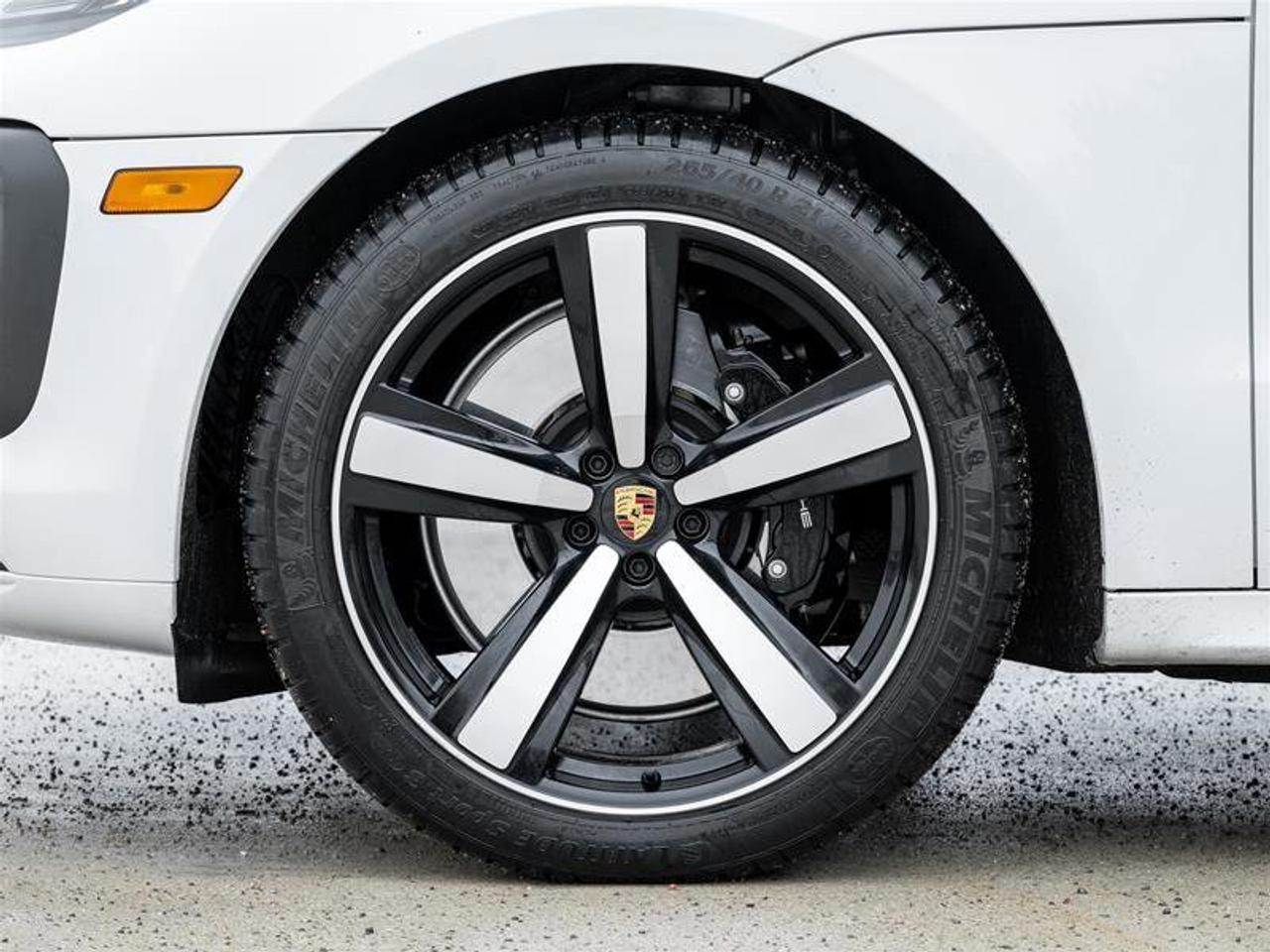 2025 Porsche Macan GTS AWD Premium Pkg Plus  Sport Chrono Pkg 21 Excl Photo