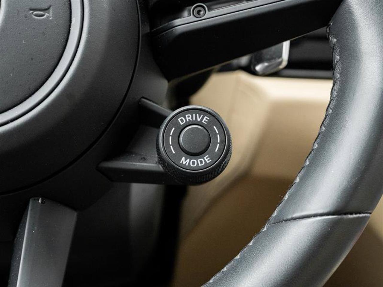 2025 Porsche Macan GTS AWD Premium Pkg Plus  Sport Chrono Pkg 21 Excl Photo