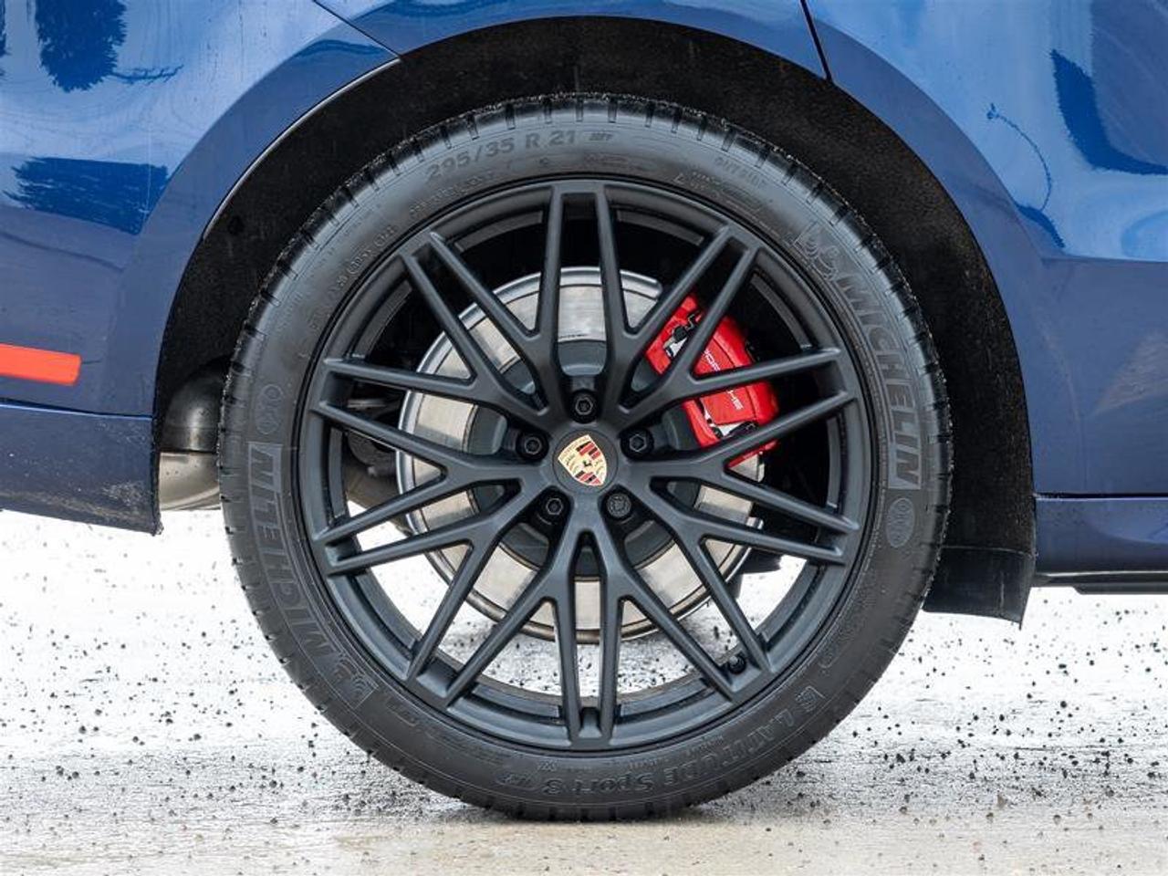 2023 Porsche Macan GTS AWD Premium Pkg Plus Sport Chrono Pkg Adaptive Photo