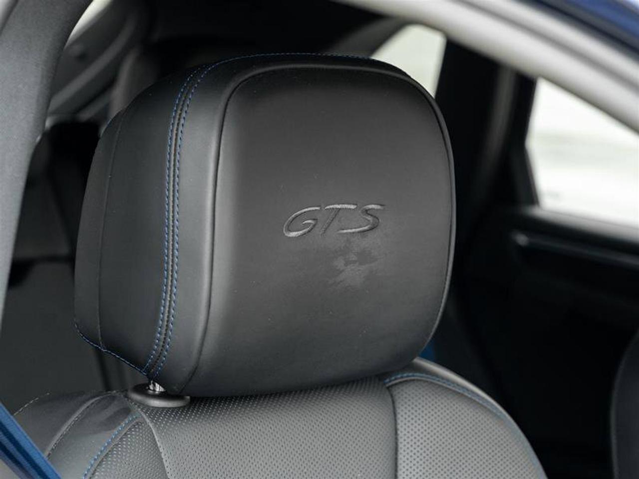 2023 Porsche Macan GTS AWD Premium Pkg Plus Sport Chrono Pkg Adaptive Photo