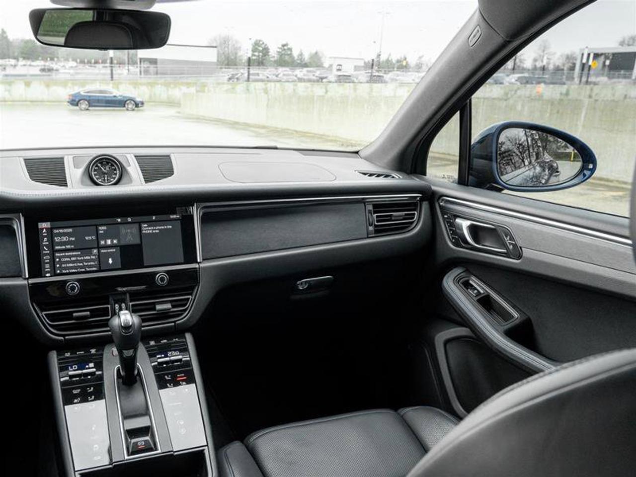 2023 Porsche Macan GTS AWD Premium Pkg Plus Sport Chrono Pkg Adaptive Photo