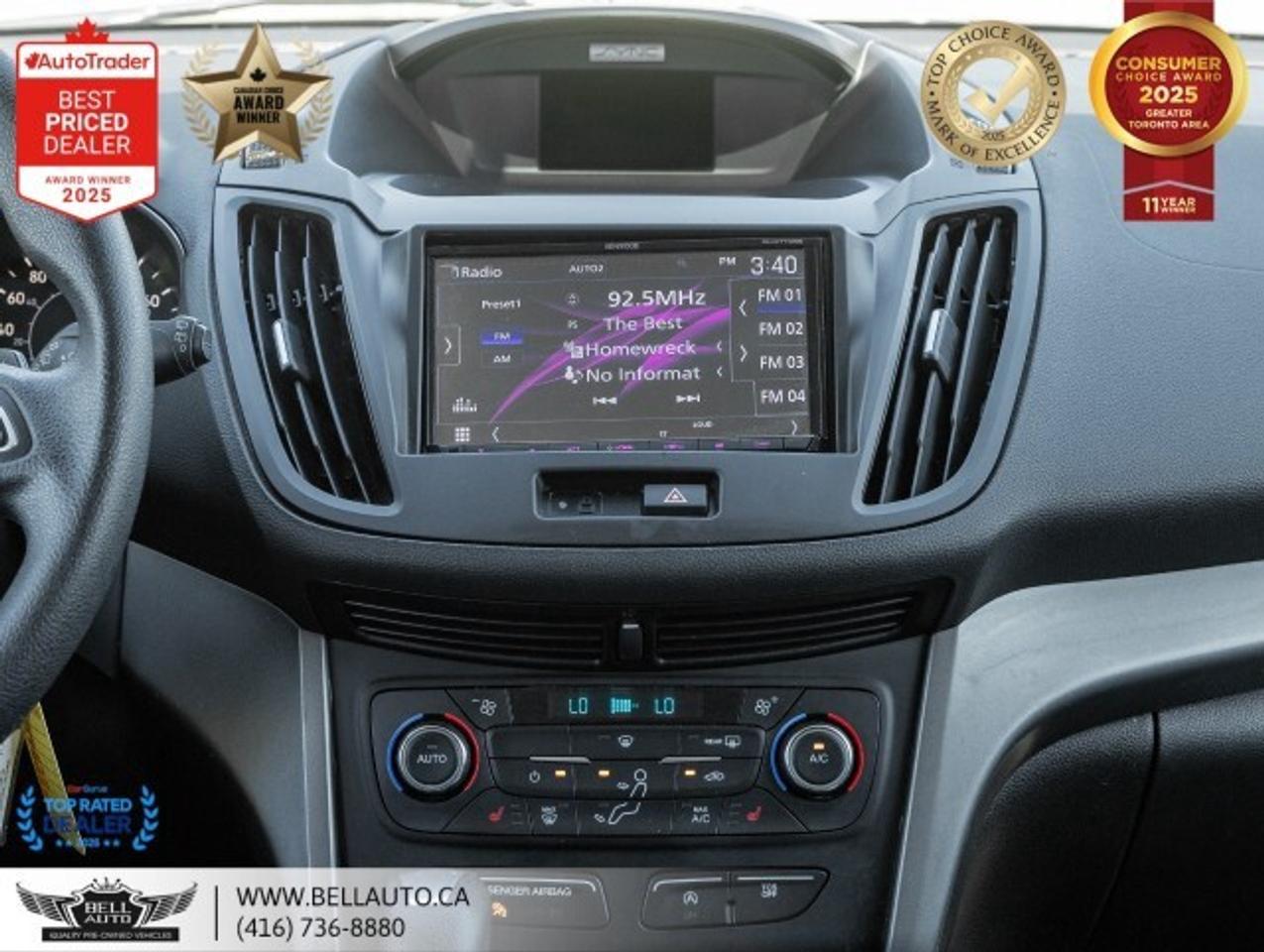 2017 Ford Escape FWD 4dr SE Photo
