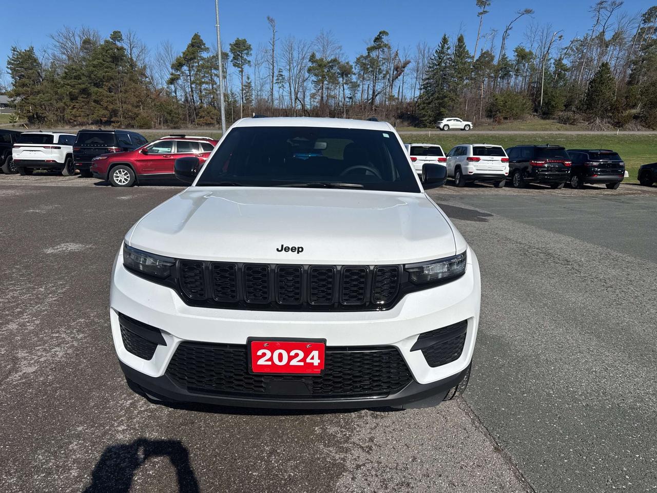 2024 Jeep Grand Cherokee Altitude Photo