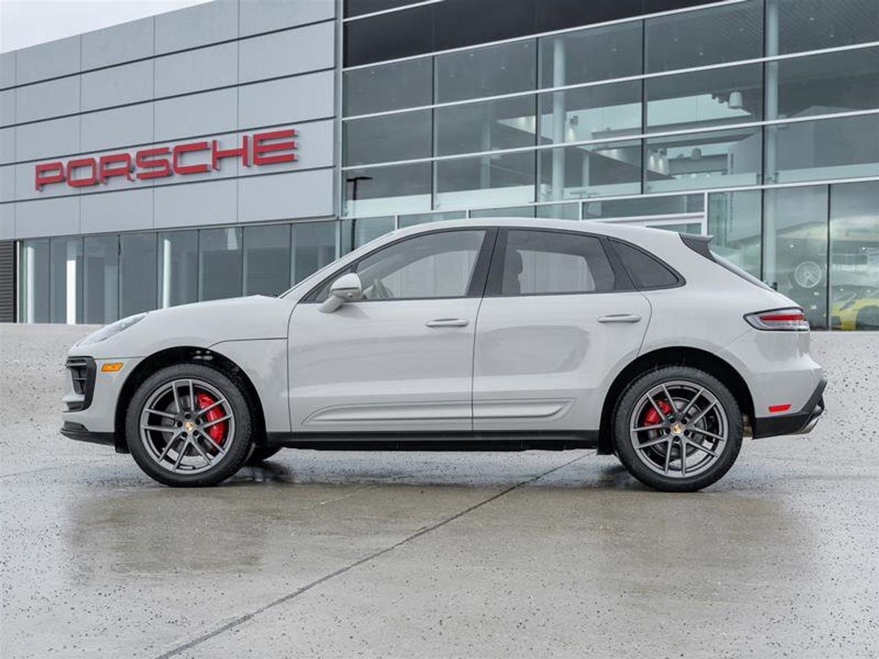 2025 Porsche Macan S AWD Premium Pkg Plus Sport Chrono Pkg Surround V Photo